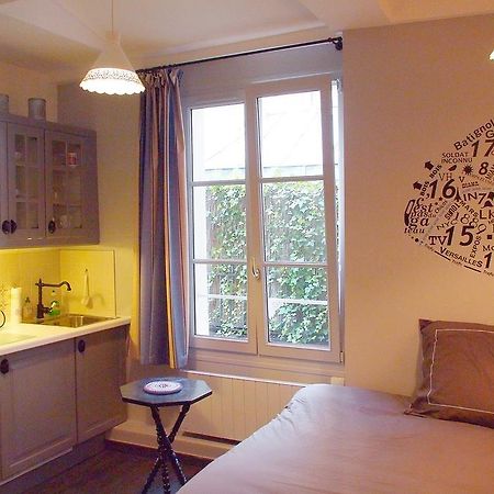 Appartamento Petit Paris - Oasis In Marais Esterno foto